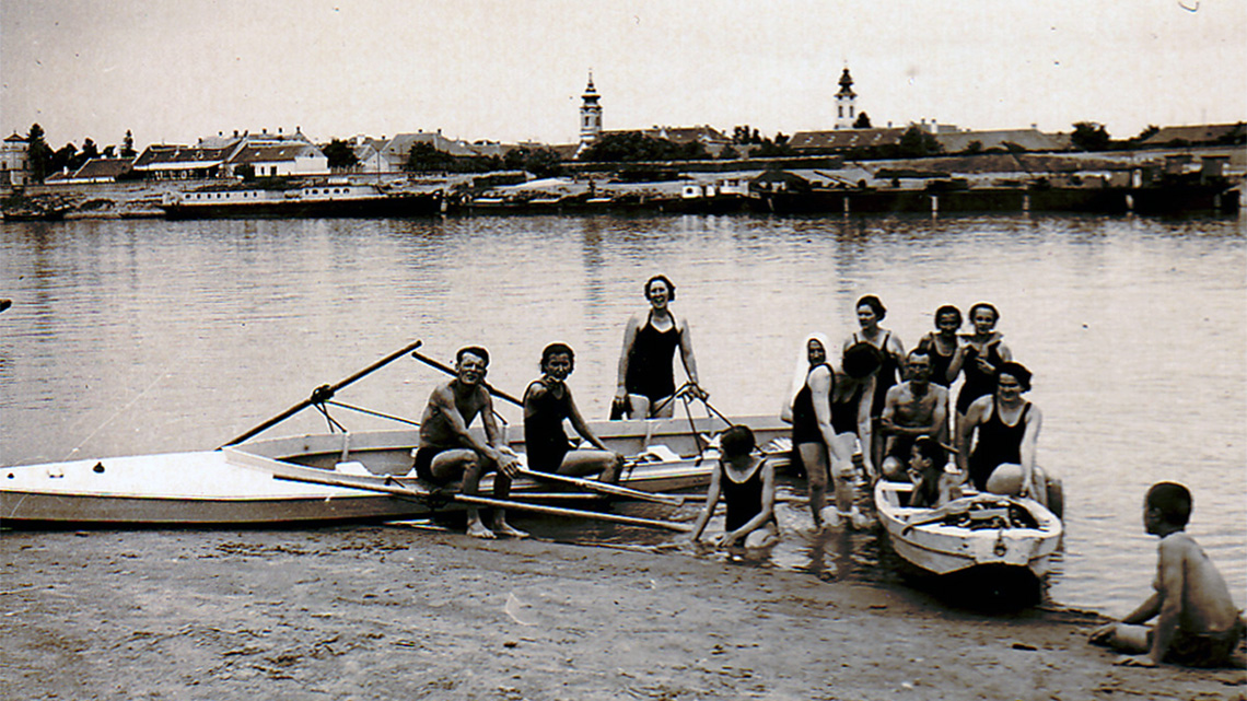 The Legacy of Early 20th-Century Photography in Novi Bečej: Notable Photo Amateurs and Their Contributions