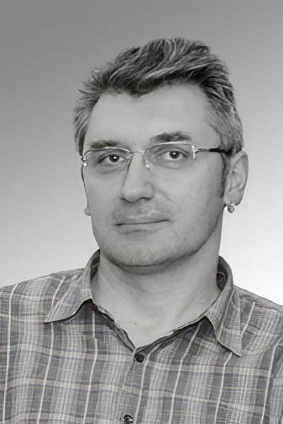 Dr Goran Miloradović